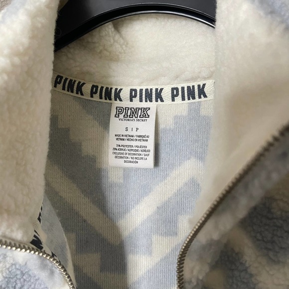 SOLD Pink Sherpa 1/4 Zip Pullover Small - Picture 3 of 3